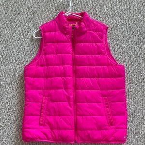 pink vest